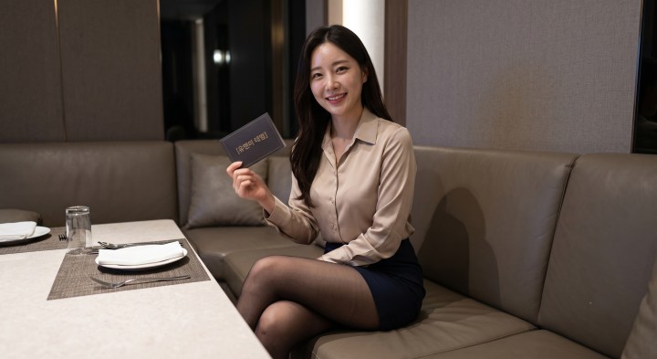 서울 강남 하이퍼블릭 퍼블릭 가라오케 노래클럽 룸